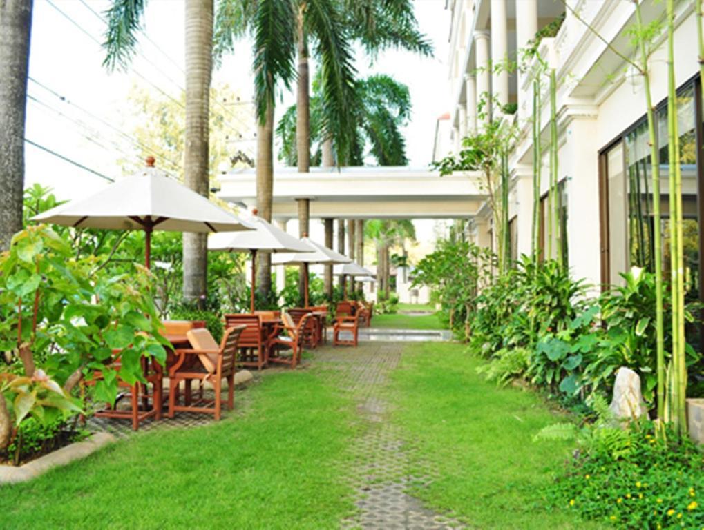 Mae Pim Resort Hotel Mae Phim Exterior photo